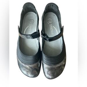 NAOT Black and Metallic Maryjane Comfort Shoes Size 38 or 7 - 7.5